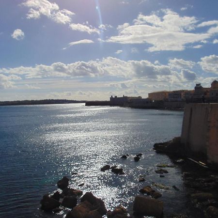 Il Mare Di Ortigia Aparthotel Syracuse Exterior photo